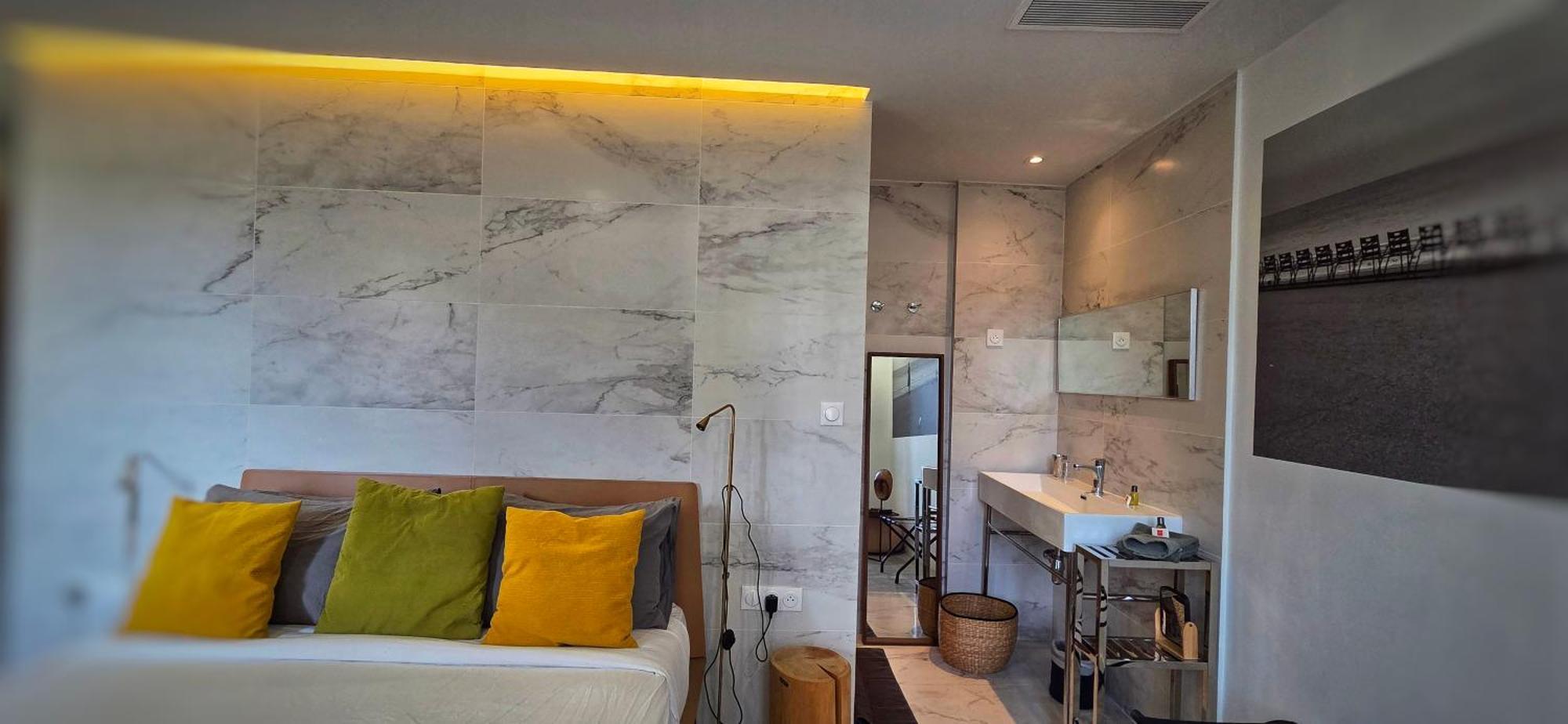 Superior Suite