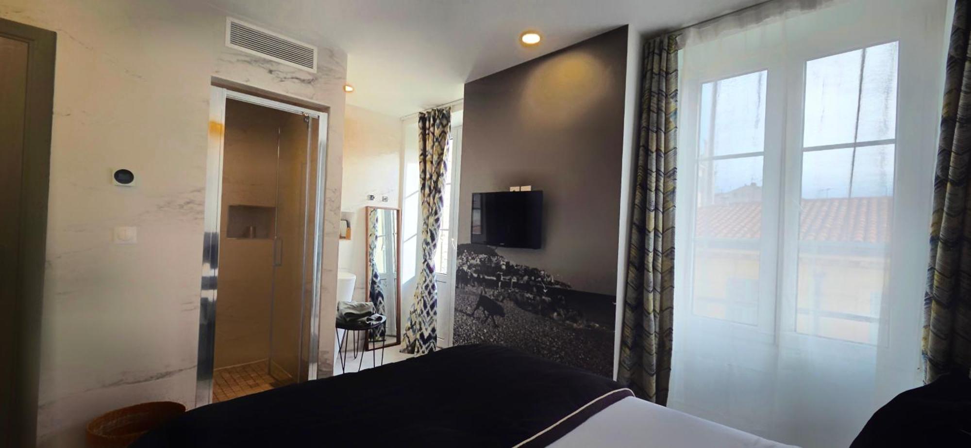 Suite with Balcony